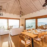וילה Seafront Karavi With Private Sea Access - Iris Lefkada *