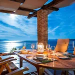 Seafront Karavi With Private Sea Access - Iris Lefkada * Sivota (Lefkada)