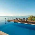Seafront Karavi With Private Sea Access - Iris Lefkada וילה