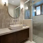 וילה Seafront Karavi With Private Sea Access - Iris Lefkada *