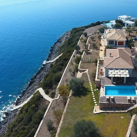 Seafront Karavi With Private Sea Access - Iris Lefkada וילה