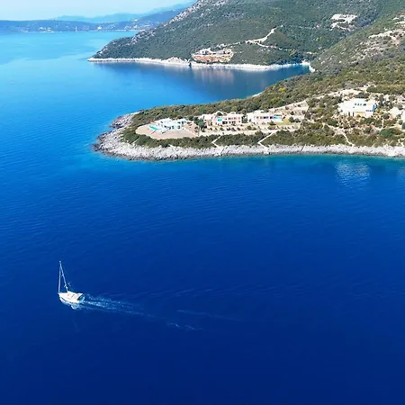 Iris Lefkada - Karavi With Private Sea Access Sývota