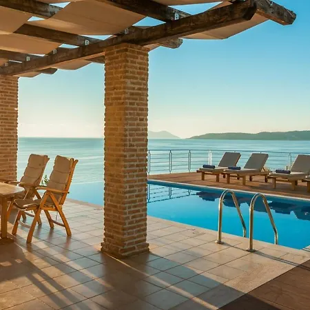 Iris Lefkada - Karavi With Private Sea Access