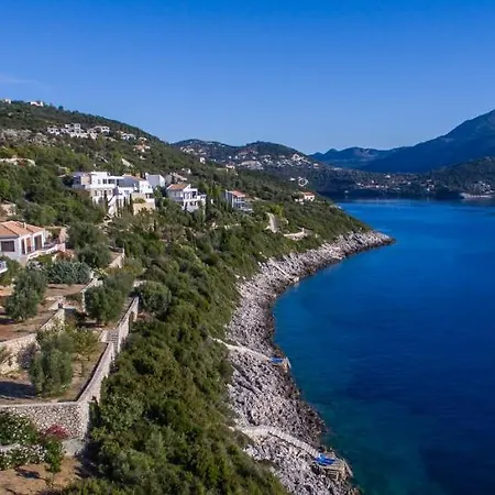 וילה Seafront Karavi With Private Sea Access - Iris Lefkada סיבוטה