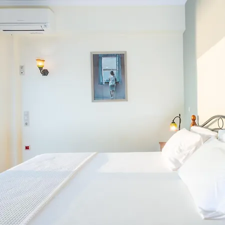 Iris Lefkada - Karavi With Private Sea Access Villa *