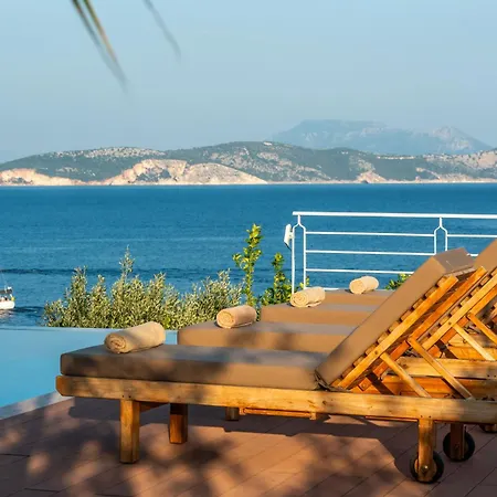 Seafront Karavi With Private Sea Access - Iris Lefkada וילה *
