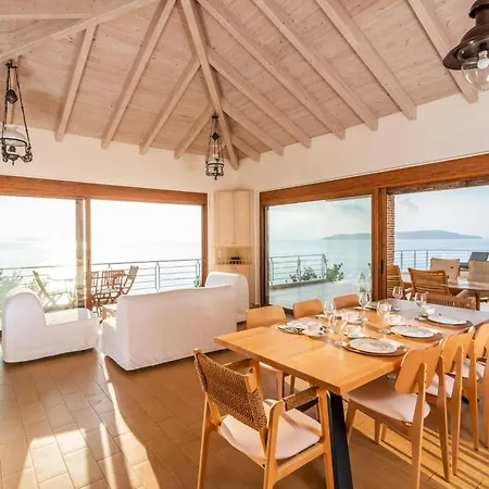 וילה Seafront Karavi With Private Sea Access - Iris Lefkada *