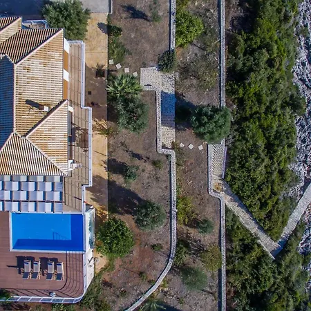 Villa Iris Lefkada - Karavi With Private Sea Access