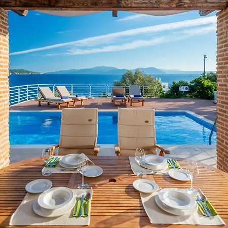 Seafront Karavi With Private Sea Access - Iris Lefkada Sivota